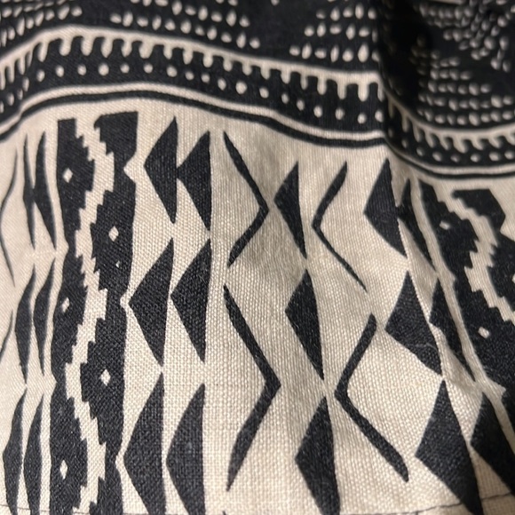 Sale Forever 21 Women's Skirt Size 28/S Black White Lined Pleated Skirt - Picture 5 of 14